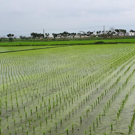 Yilan Xiang Feng Homestay Уцзе Экстерьер фото