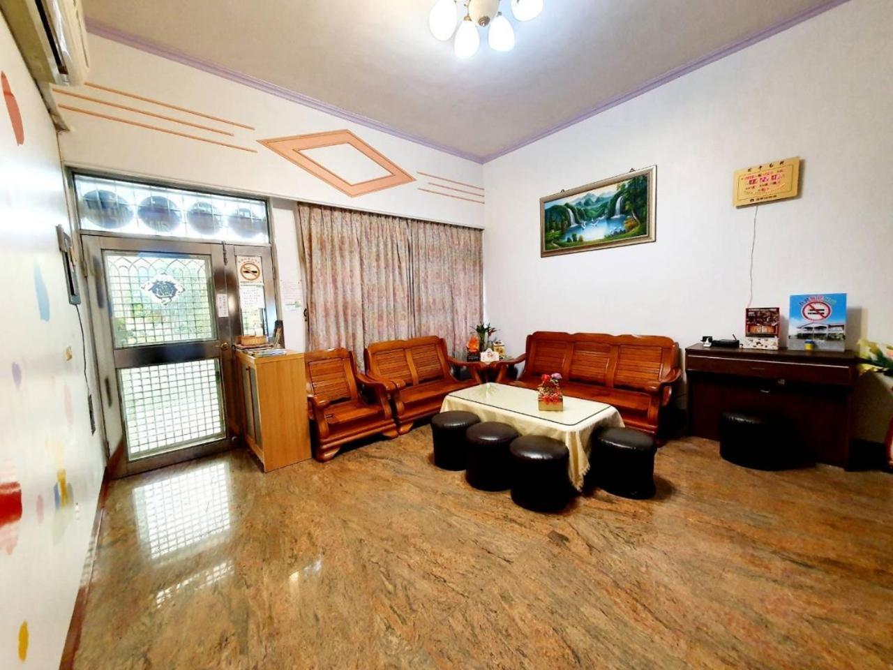 Yilan Xiang Feng Homestay Уцзе Экстерьер фото