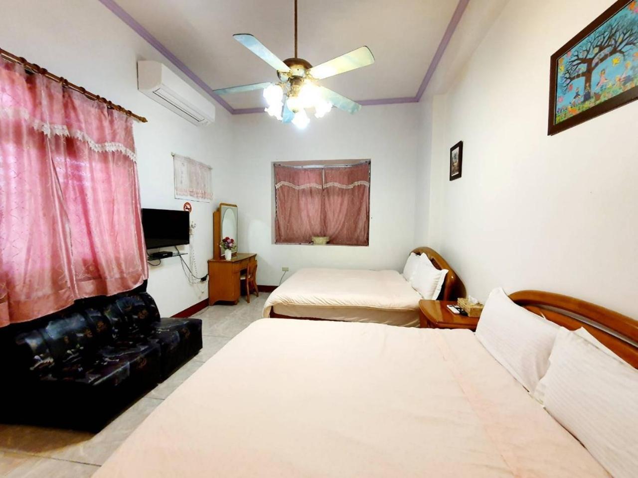 Yilan Xiang Feng Homestay Уцзе Экстерьер фото