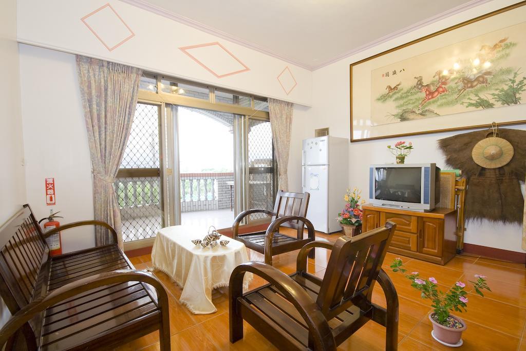 Yilan Xiang Feng Homestay Уцзе Экстерьер фото
