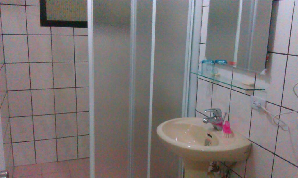 Yilan Xiang Feng Homestay Уцзе Экстерьер фото