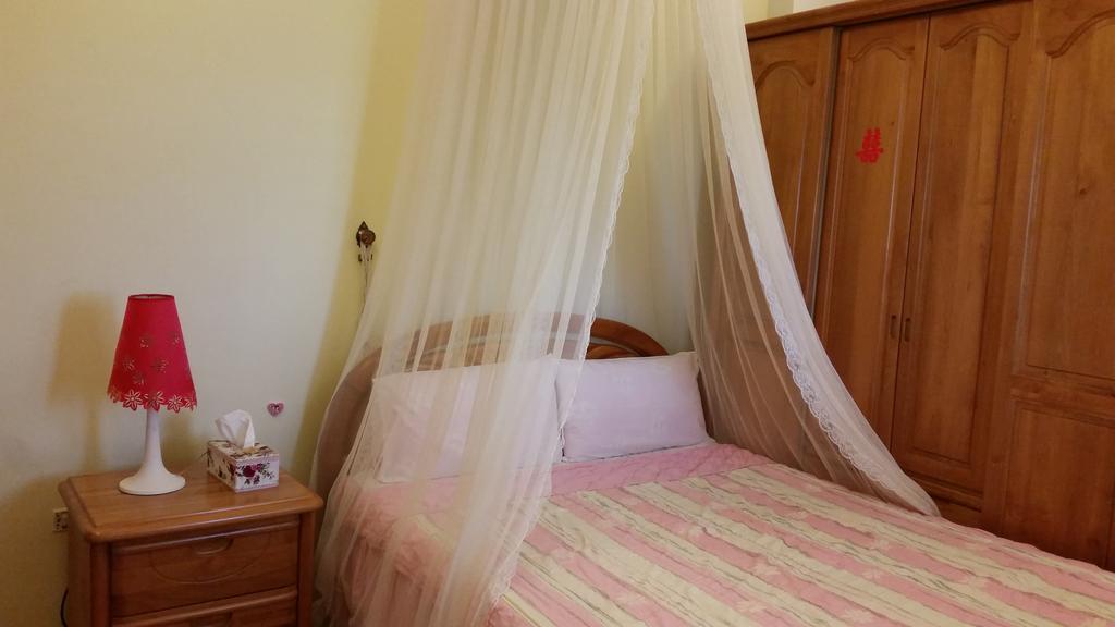 Yilan Xiang Feng Homestay Уцзе Экстерьер фото
