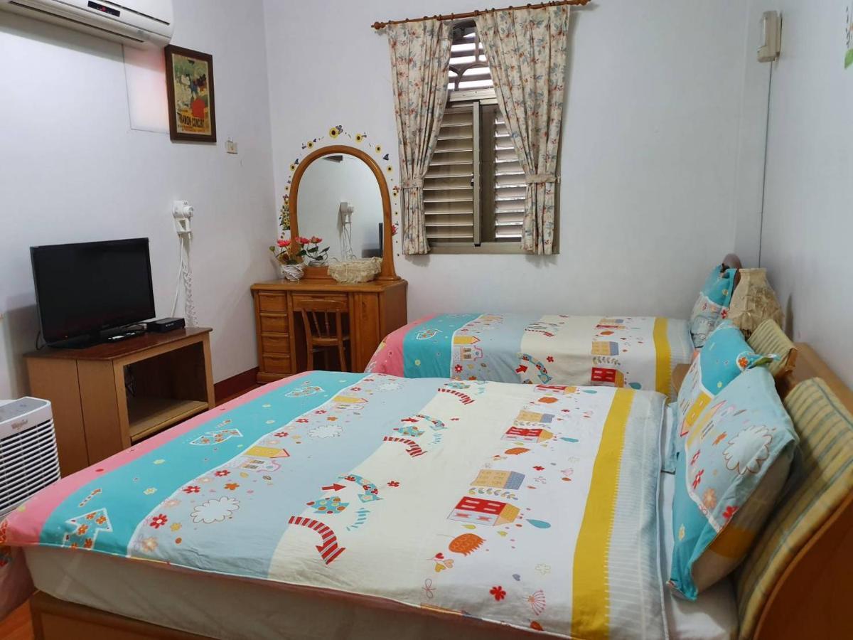 Yilan Xiang Feng Homestay Уцзе Экстерьер фото